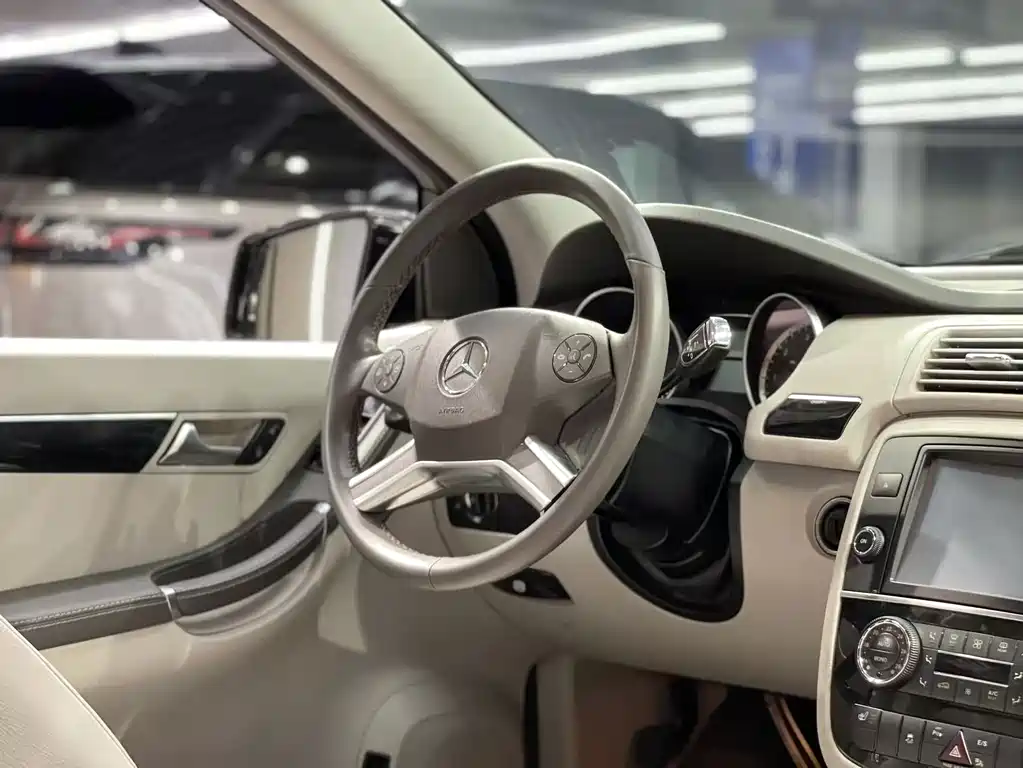 Mercedes-Benz R-Class — миниатюра 21