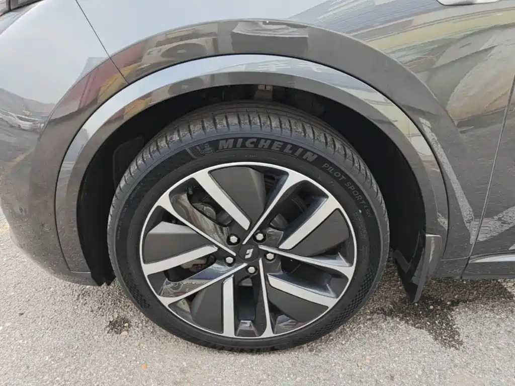 Li Auto Li L9 — миниатюра 23