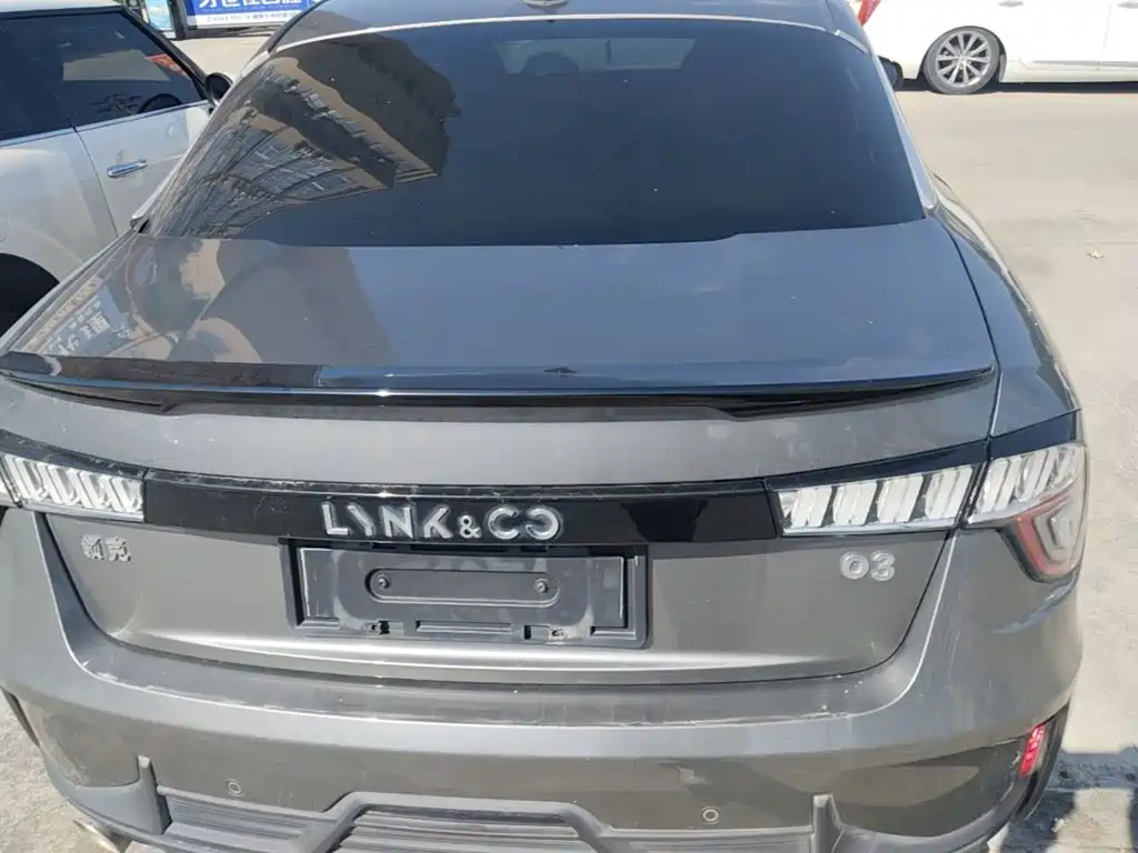 Lynk & Co 03 — миниатюра 6