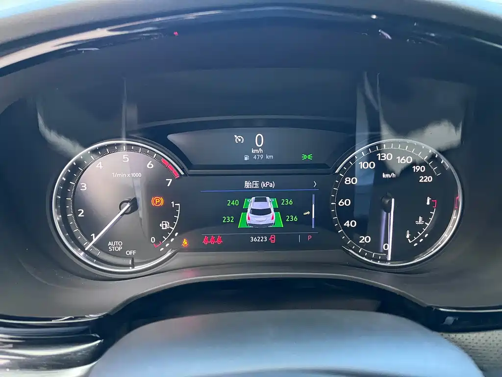 Cadillac XT5 — миниатюра 9