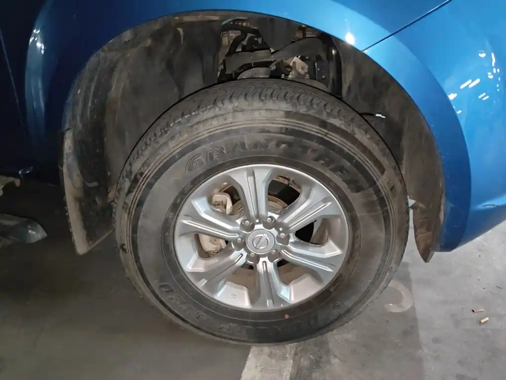 Nissan Navara — миниатюра 25