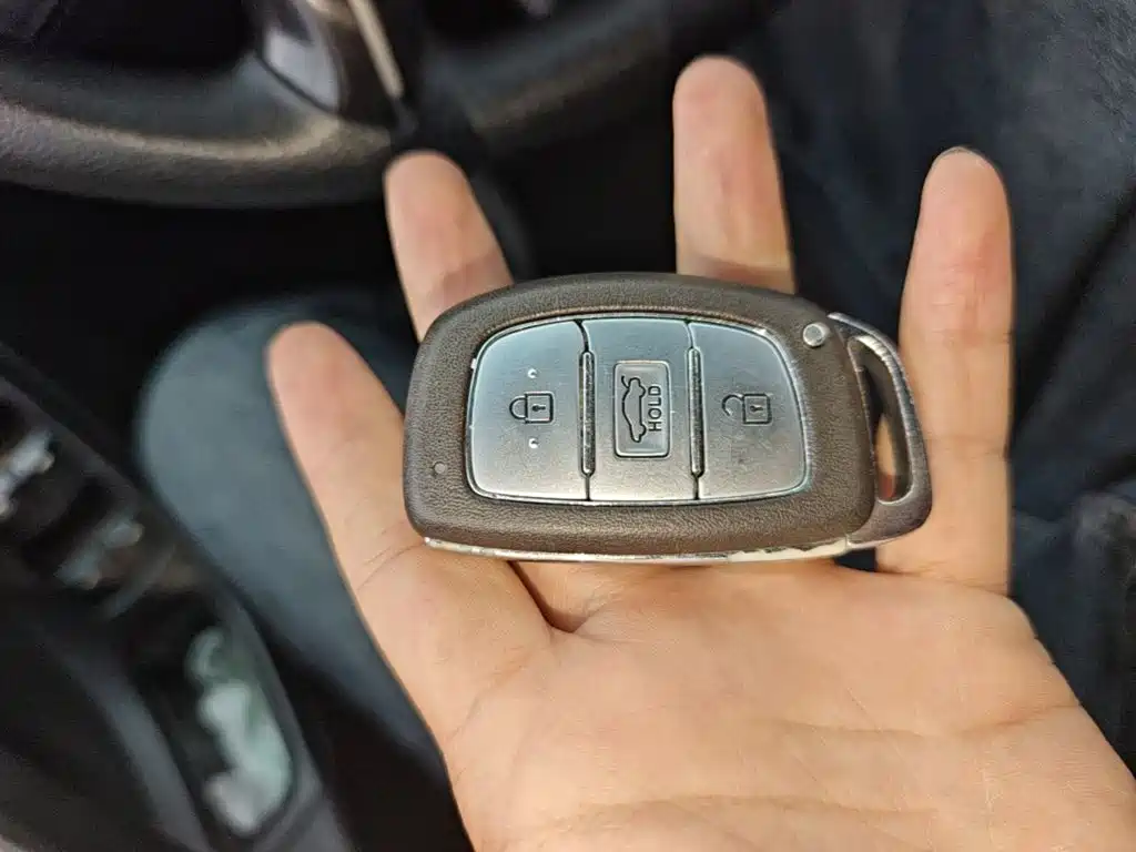 Hyundai Elantra Langdong — миниатюра 9