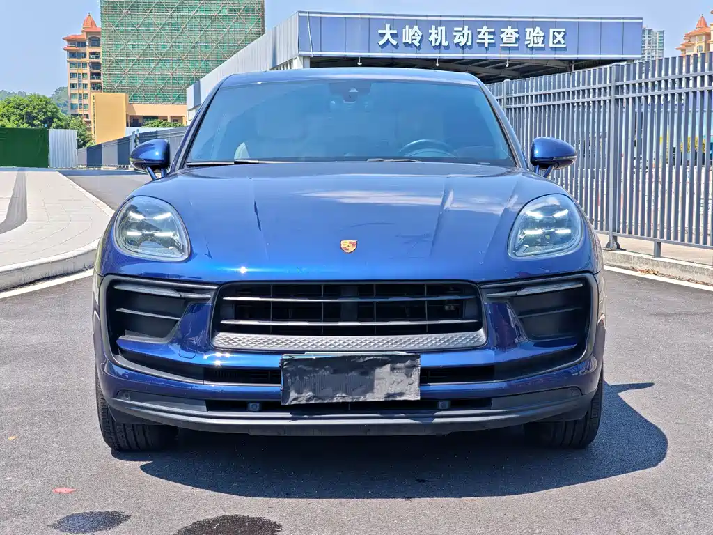 Porsche Macan — миниатюра 2