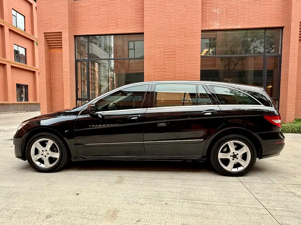 Mercedes-Benz R-Class — миниатюра 7