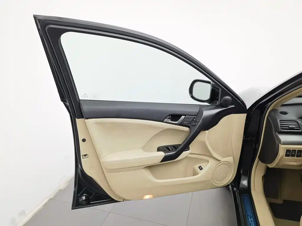 Honda Spirior — миниатюра 8