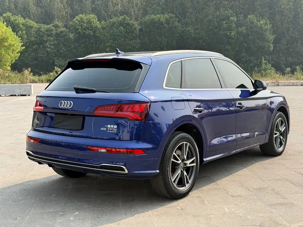 Audi Q5L — миниатюра 4