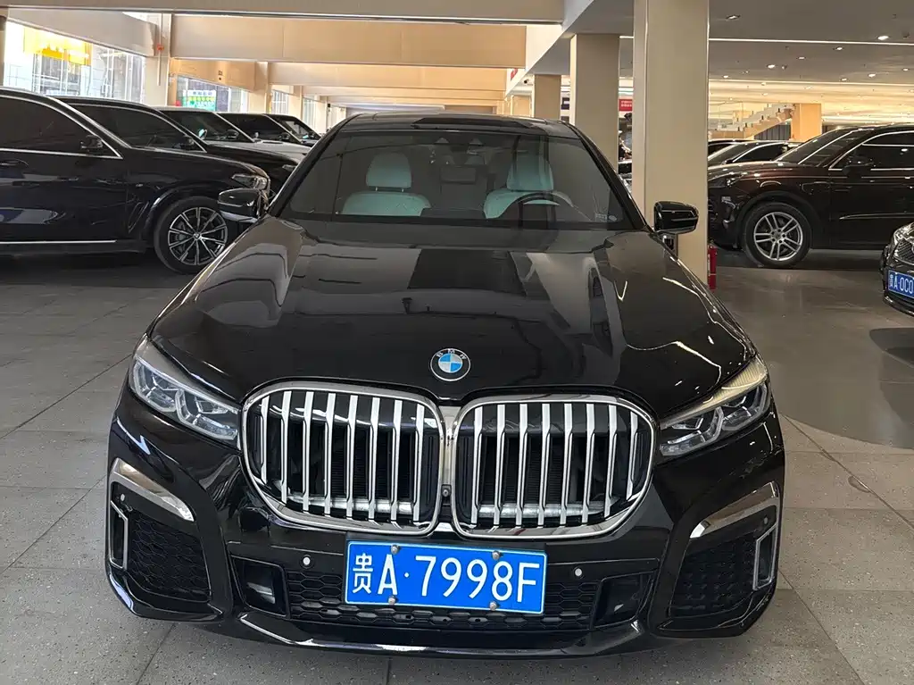 BMW 7 Series — миниатюра 2