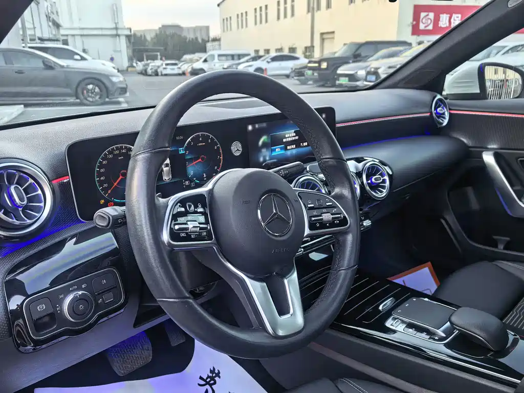 Mercedes-Benz A-Class (Import) — миниатюра 7
