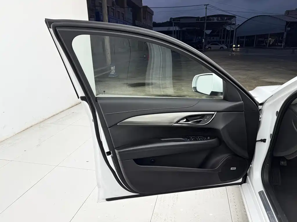Cadillac ATS-L — миниатюра 9