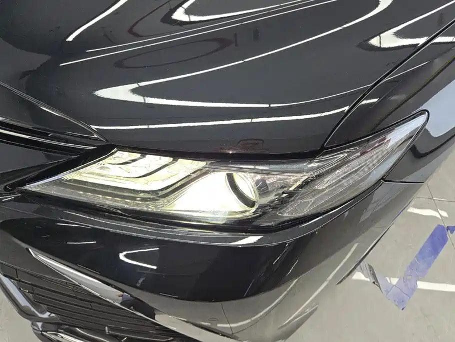 Toyota Camry — миниатюра 5