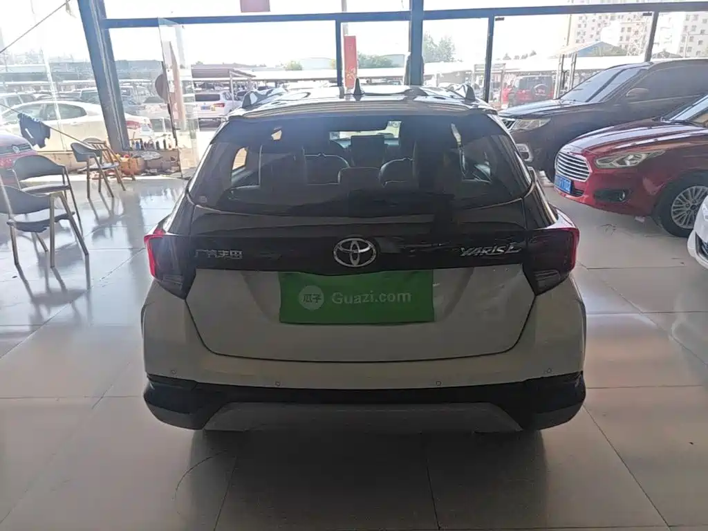 Toyota Yaris L — миниатюра 6