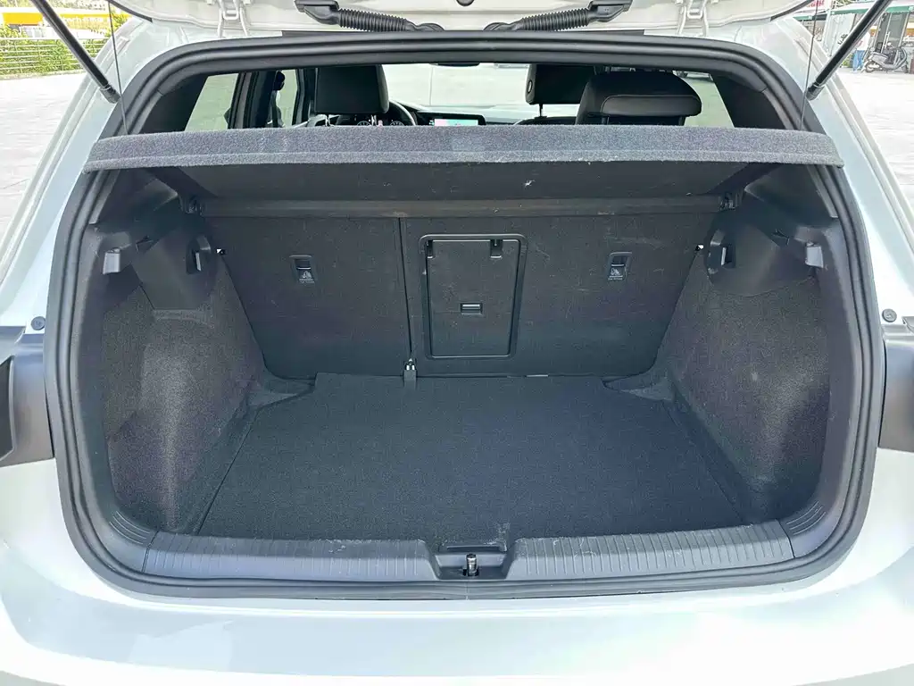 Volkswagen Golf — миниатюра 21