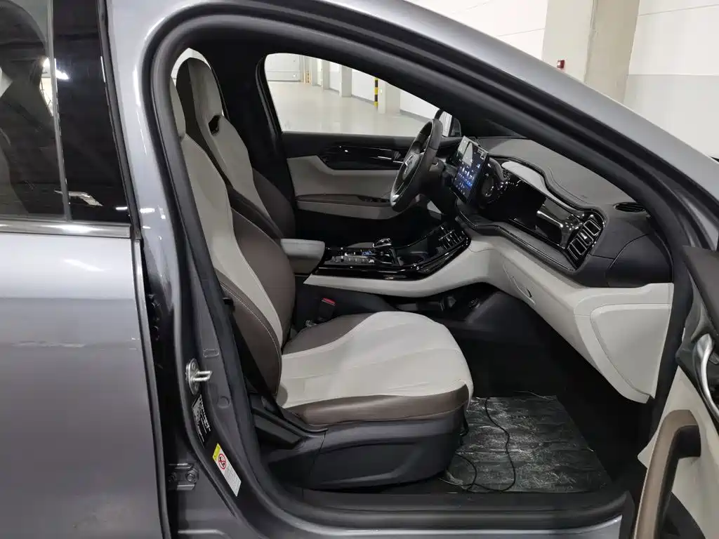 BYD Qin PLUS — миниатюра 23