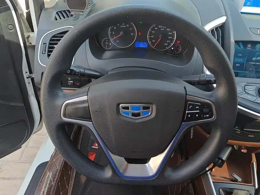Geely King Kong — миниатюра 15