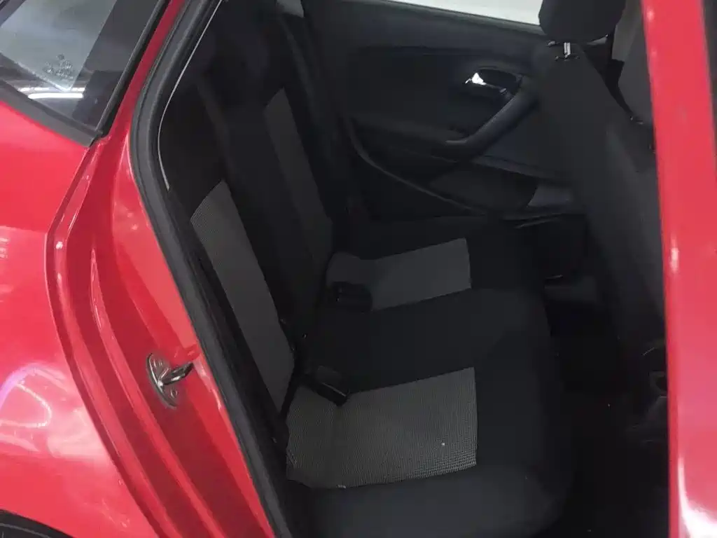 Volkswagen Polo — миниатюра 11