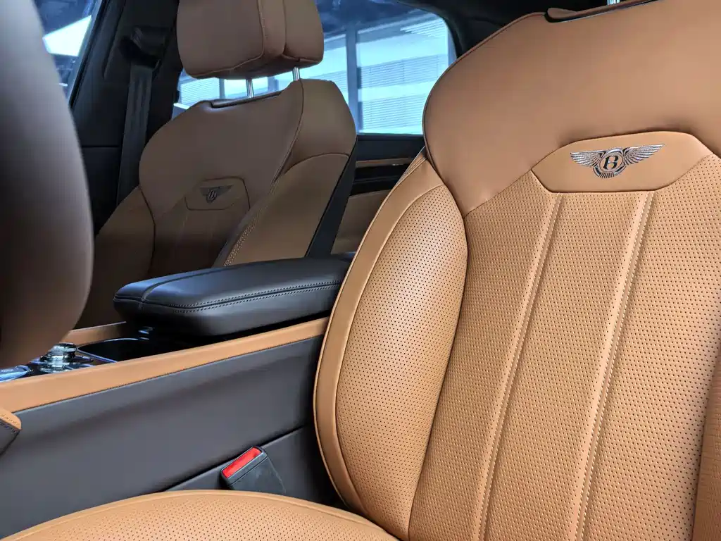 Bentley Bentayga 2024 4.0T V8