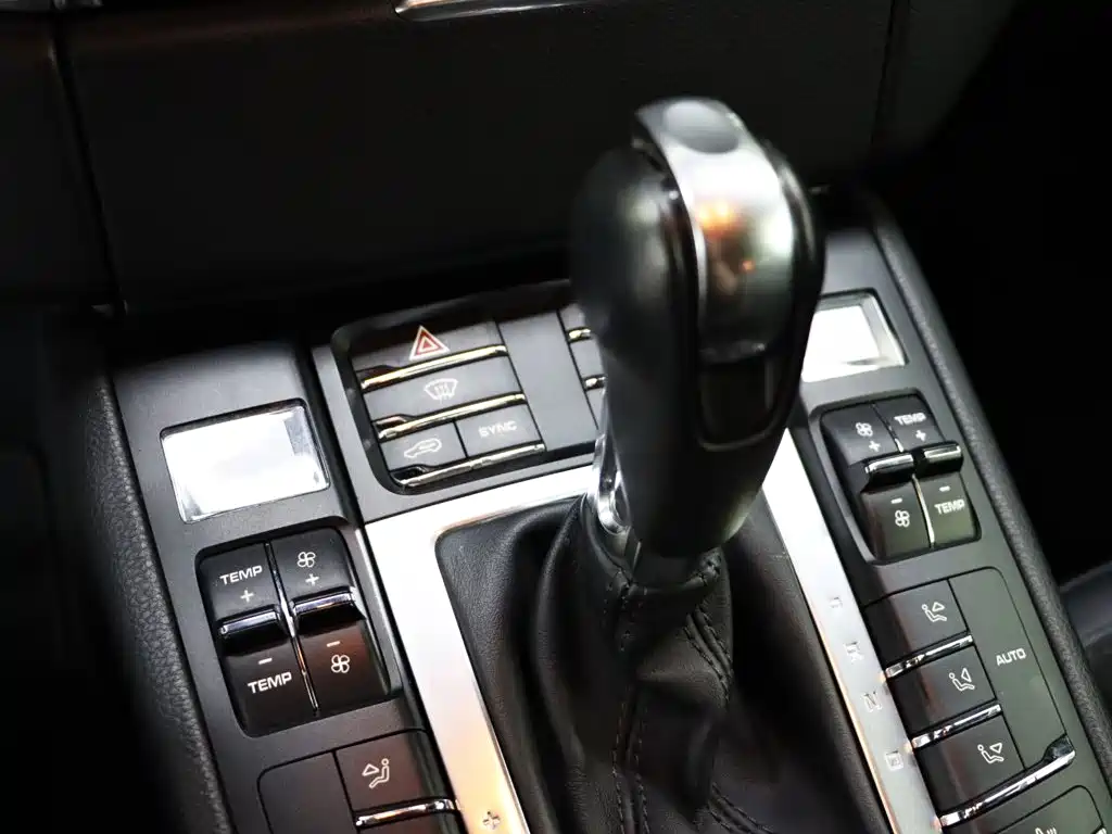 Porsche Macan — миниатюра 18