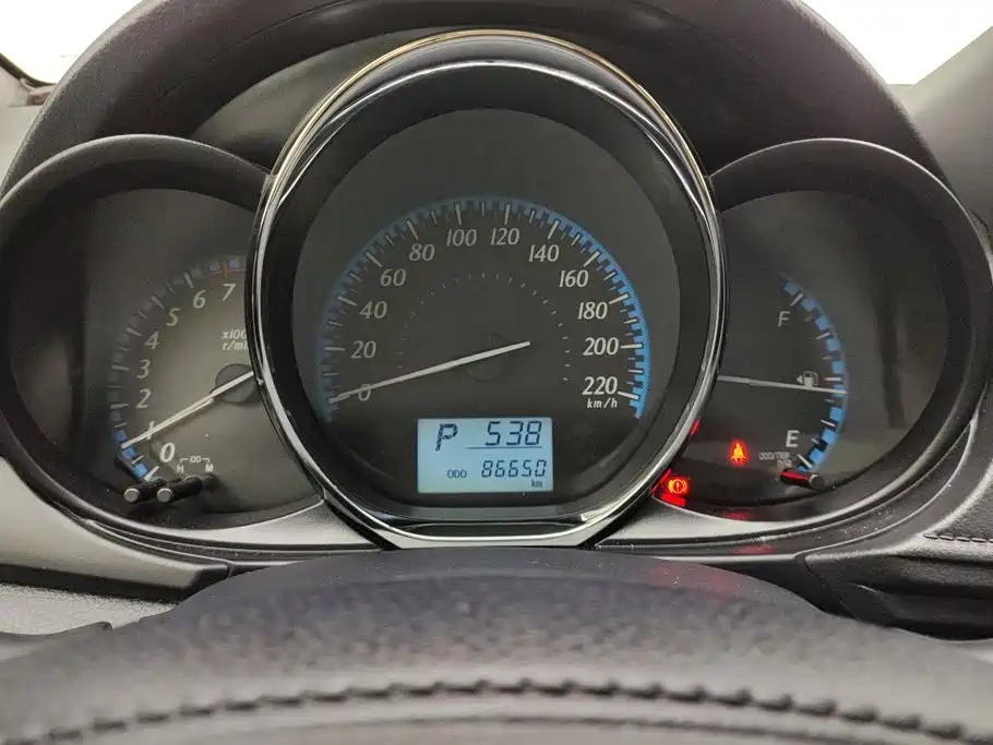 Toyota Yaris L — миниатюра 14