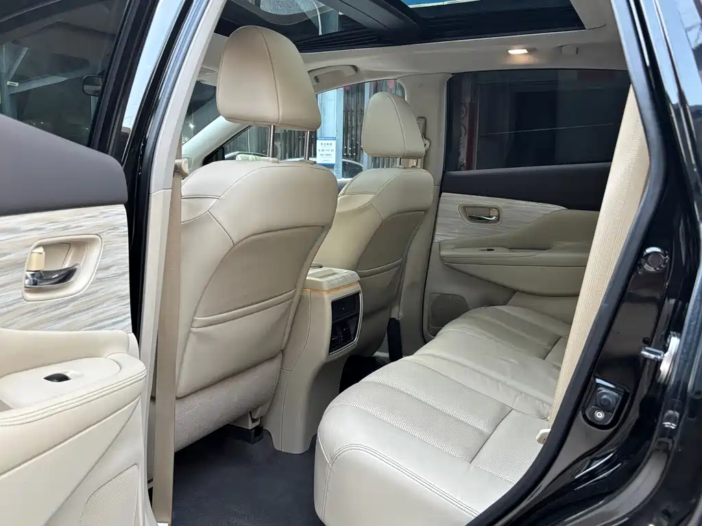Nissan Murano — миниатюра 5