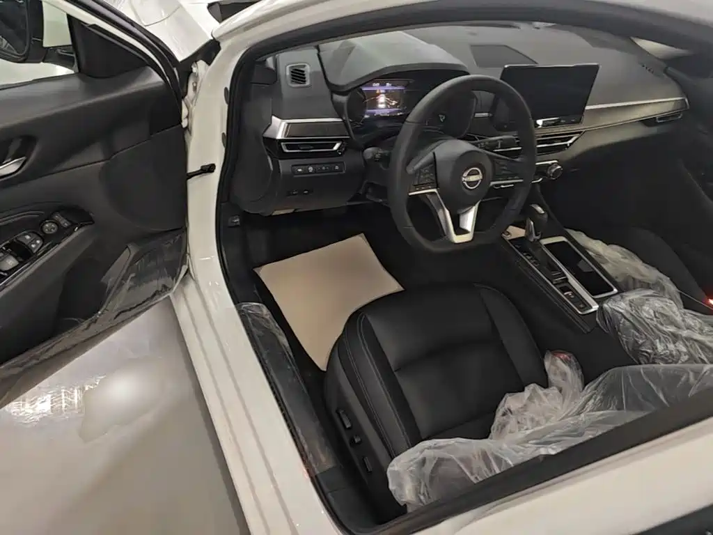 Nissan Teana — миниатюра 16