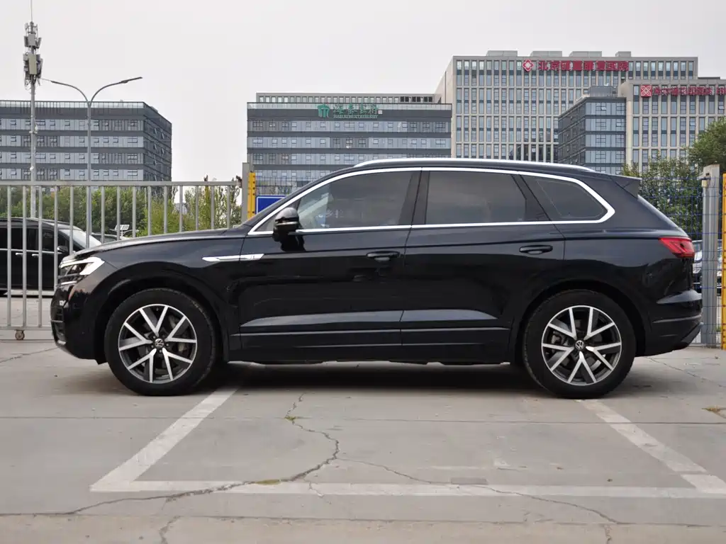 Volkswagen Touareg — миниатюра 5