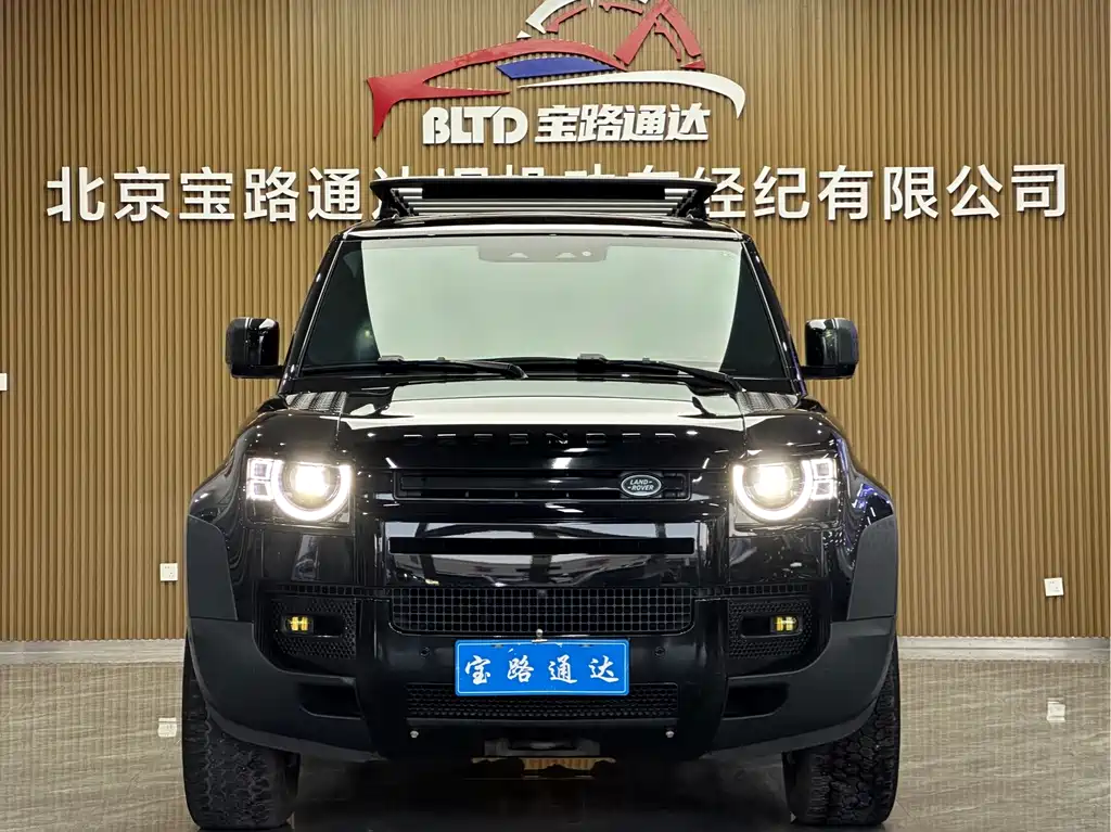 Land Rover Defender — миниатюра 2