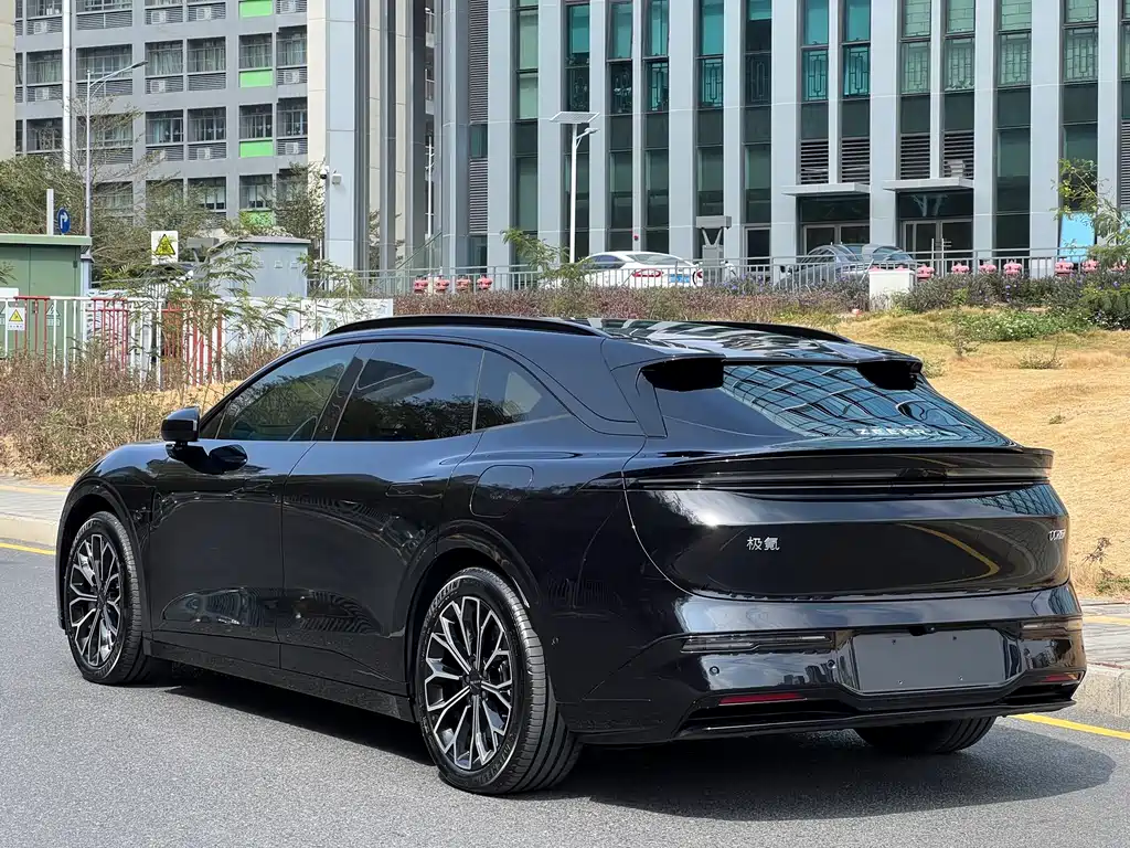 ZEEKR EXTREME KRYPTON 007