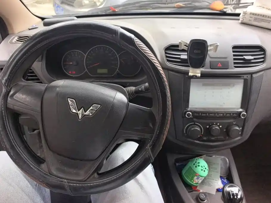 Wuling Hongguang — миниатюра 12