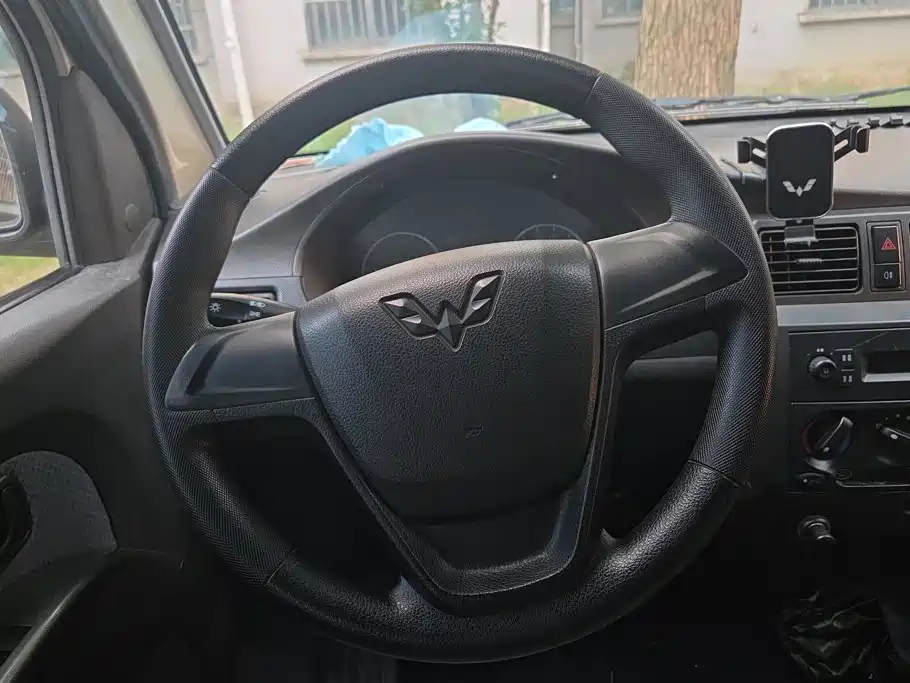 Wuling Rongguang — миниатюра 15