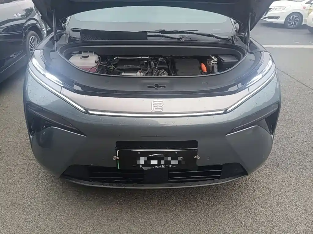BYD Tang L — миниатюра 20