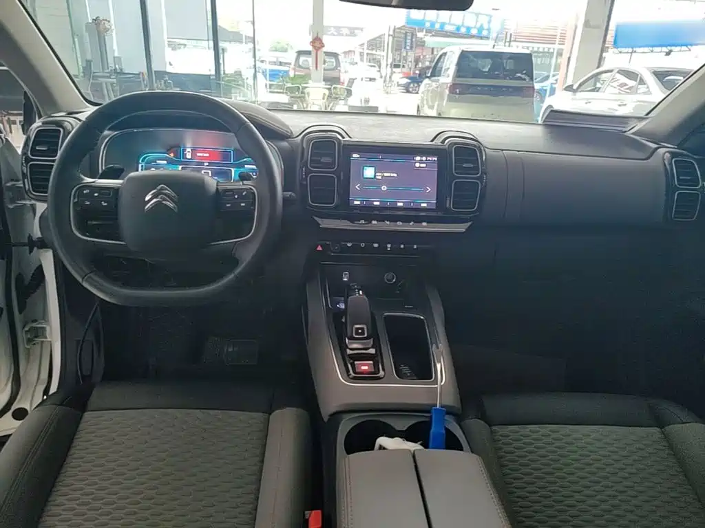 Citroen C5 AIRCROSS — миниатюра 10
