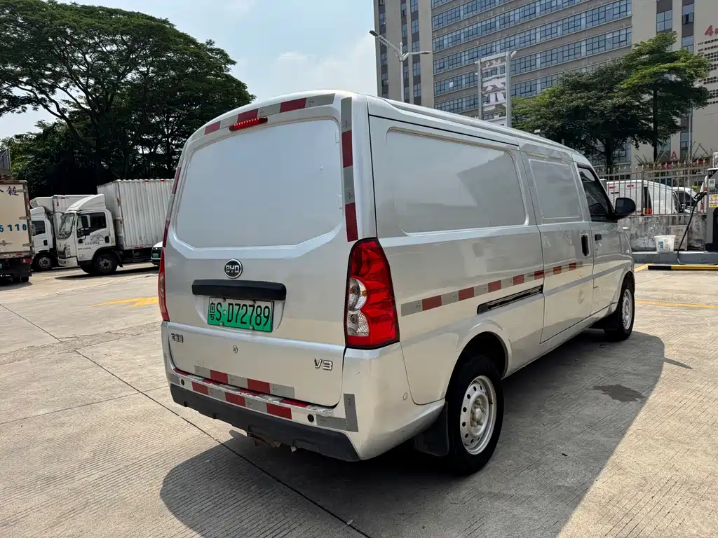 BYD 比亚迪V3 — миниатюра 4