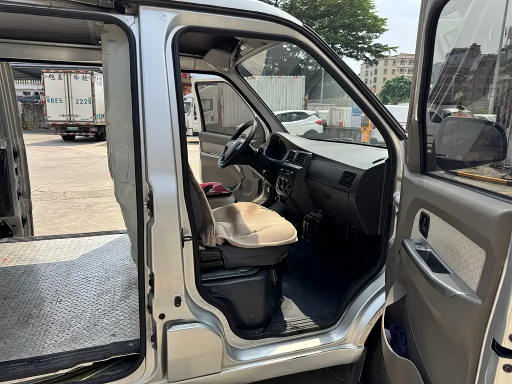BYD 比亚迪V3 — миниатюра 13