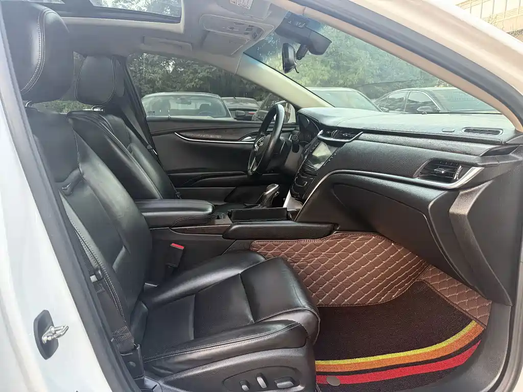 Cadillac XTS — миниатюра 8