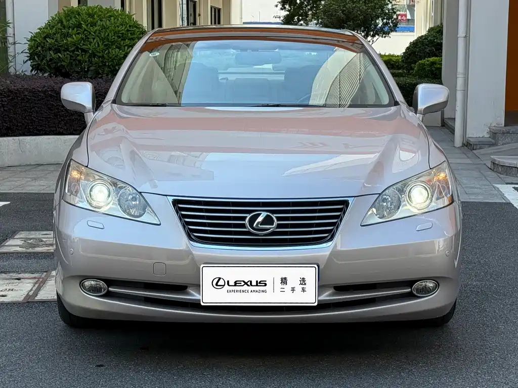 Lexus ES — миниатюра 2