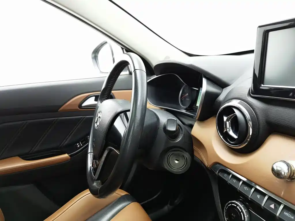 BAIC Senova X35 — миниатюра 22