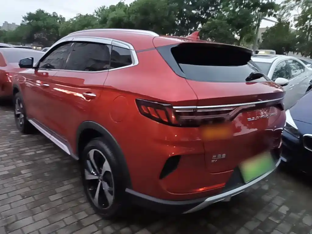 BYD PLUS New Energy — миниатюра 5