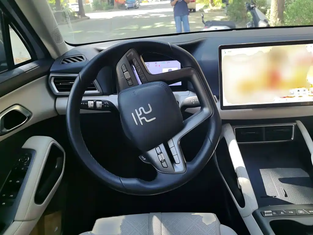 BYD Yuan UP — миниатюра 3