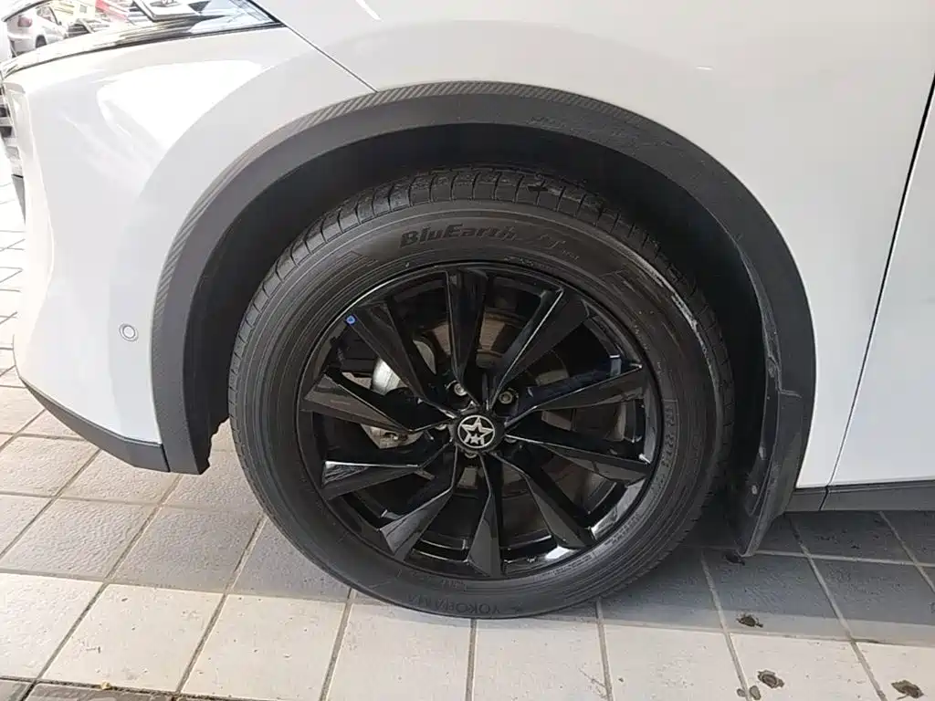 Venucia V — миниатюра 23