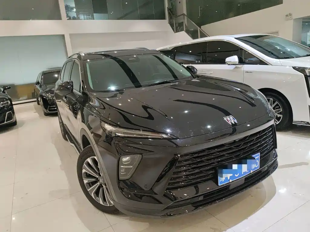 Buick Envision Plus — миниатюра 2