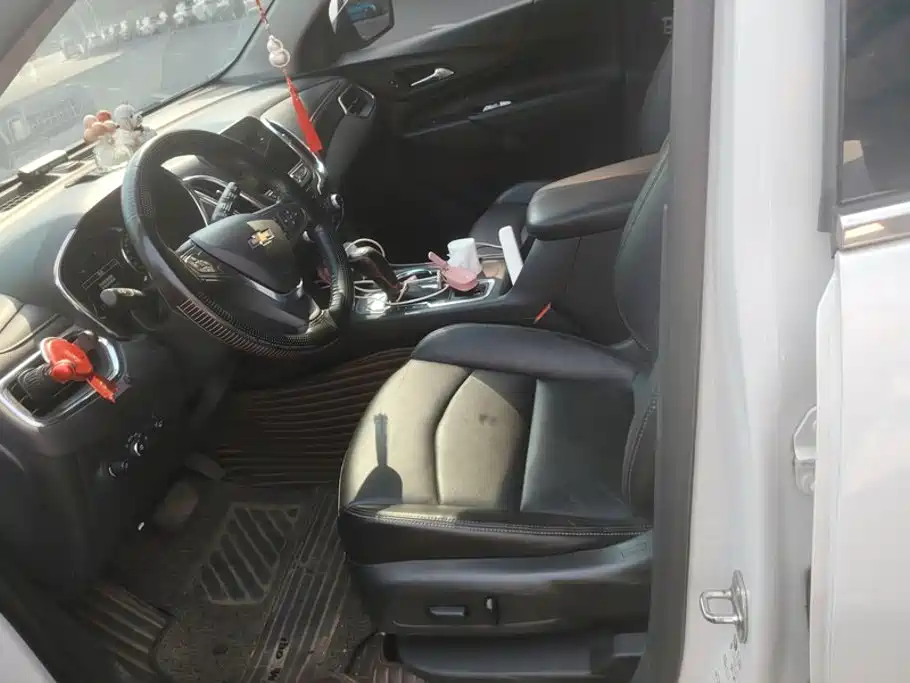 Chevrolet Equinox — миниатюра 9