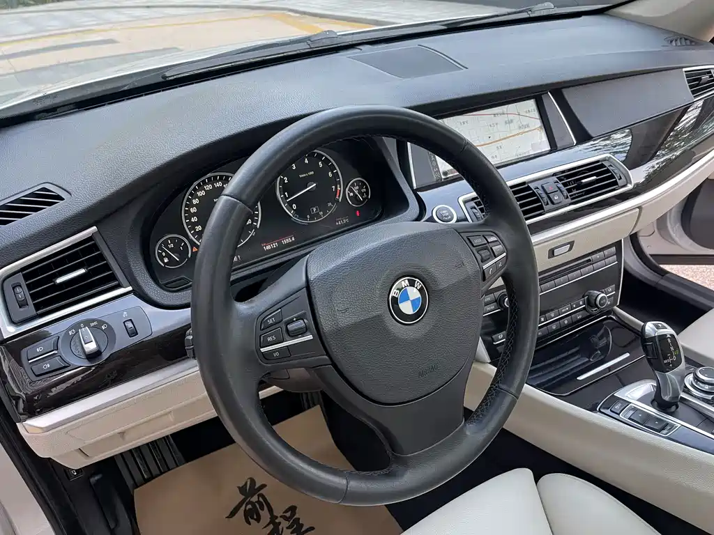 BMW 5 Series GT — миниатюра 10