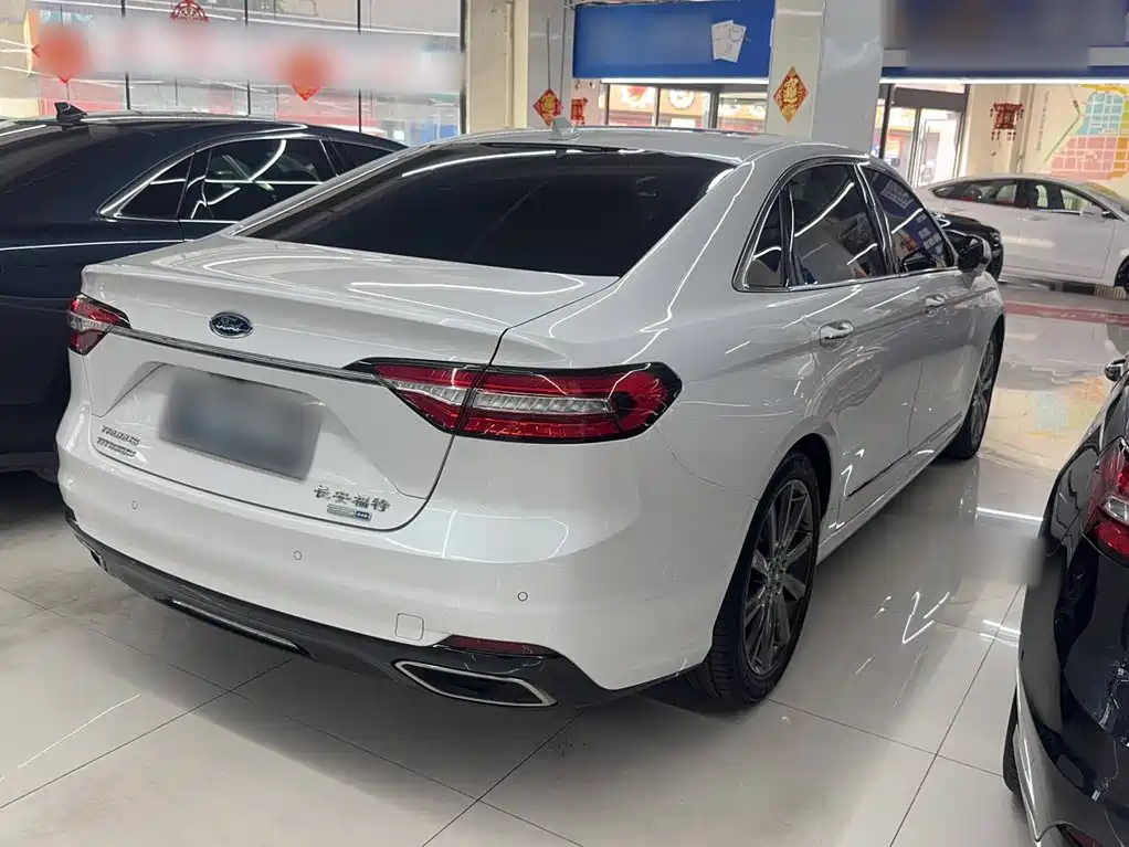 Ford Taurus — миниатюра 11