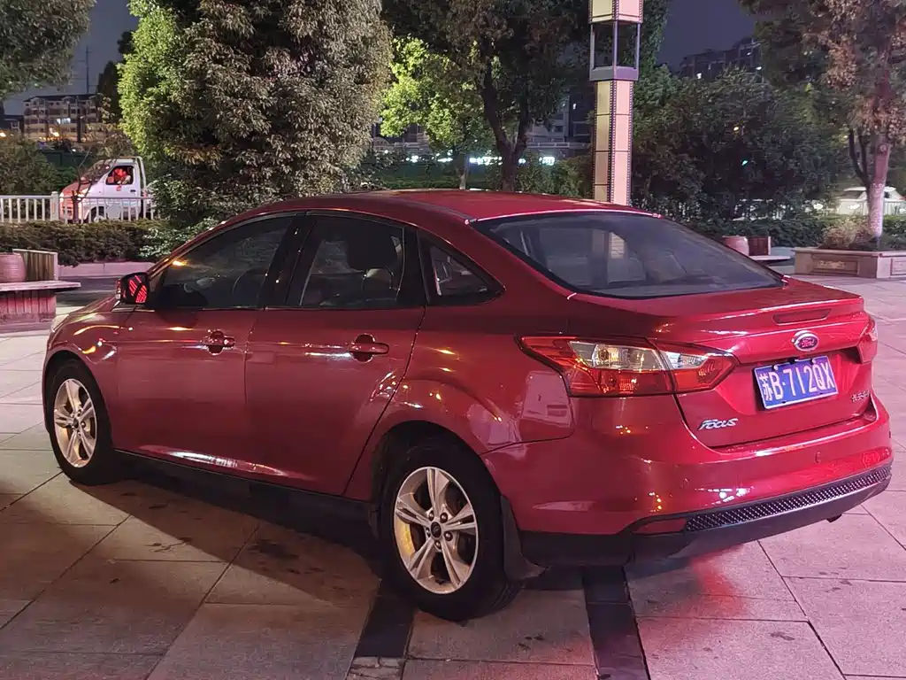 Ford Focus — миниатюра 6