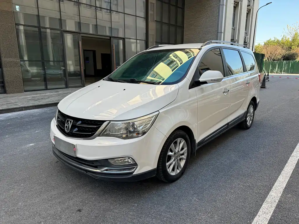 BAOJUN 730
