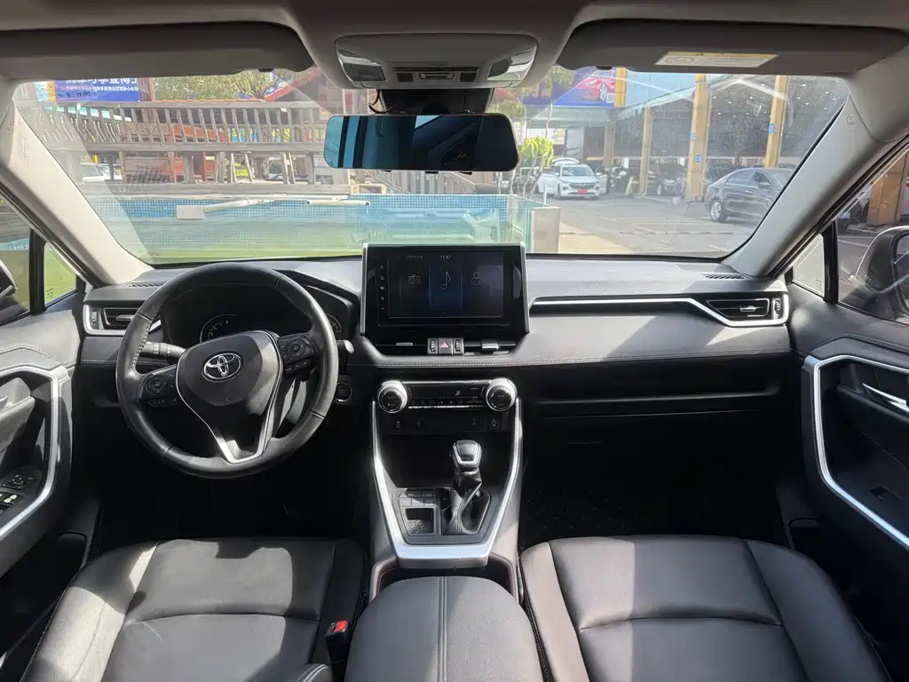 TOYOTA RAV4 RONGFANG