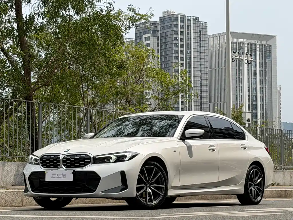 BMW 3 Series 2023
