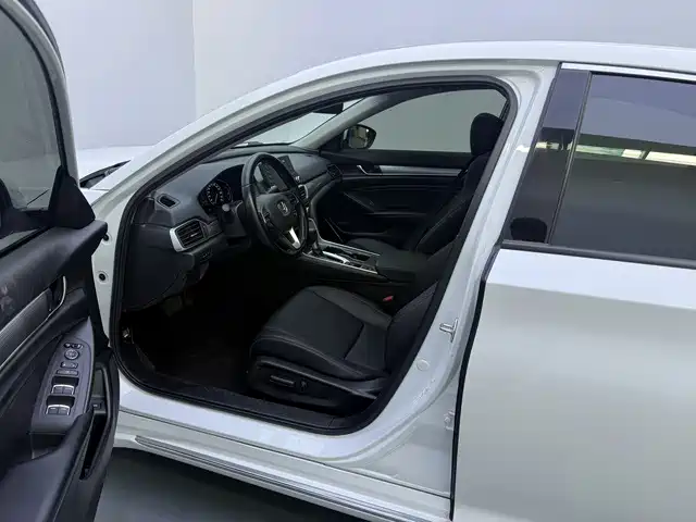Honda Accord — миниатюра 14