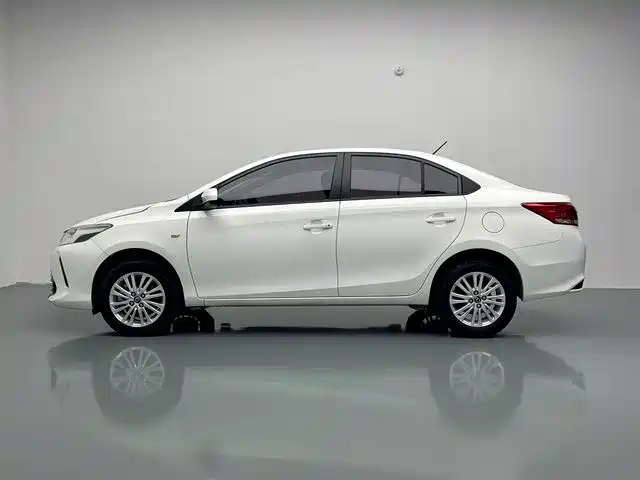 Toyota Vios — миниатюра 8