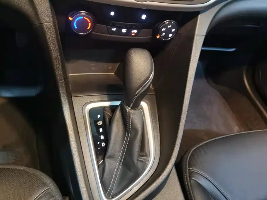Buick Excelle — миниатюра 16